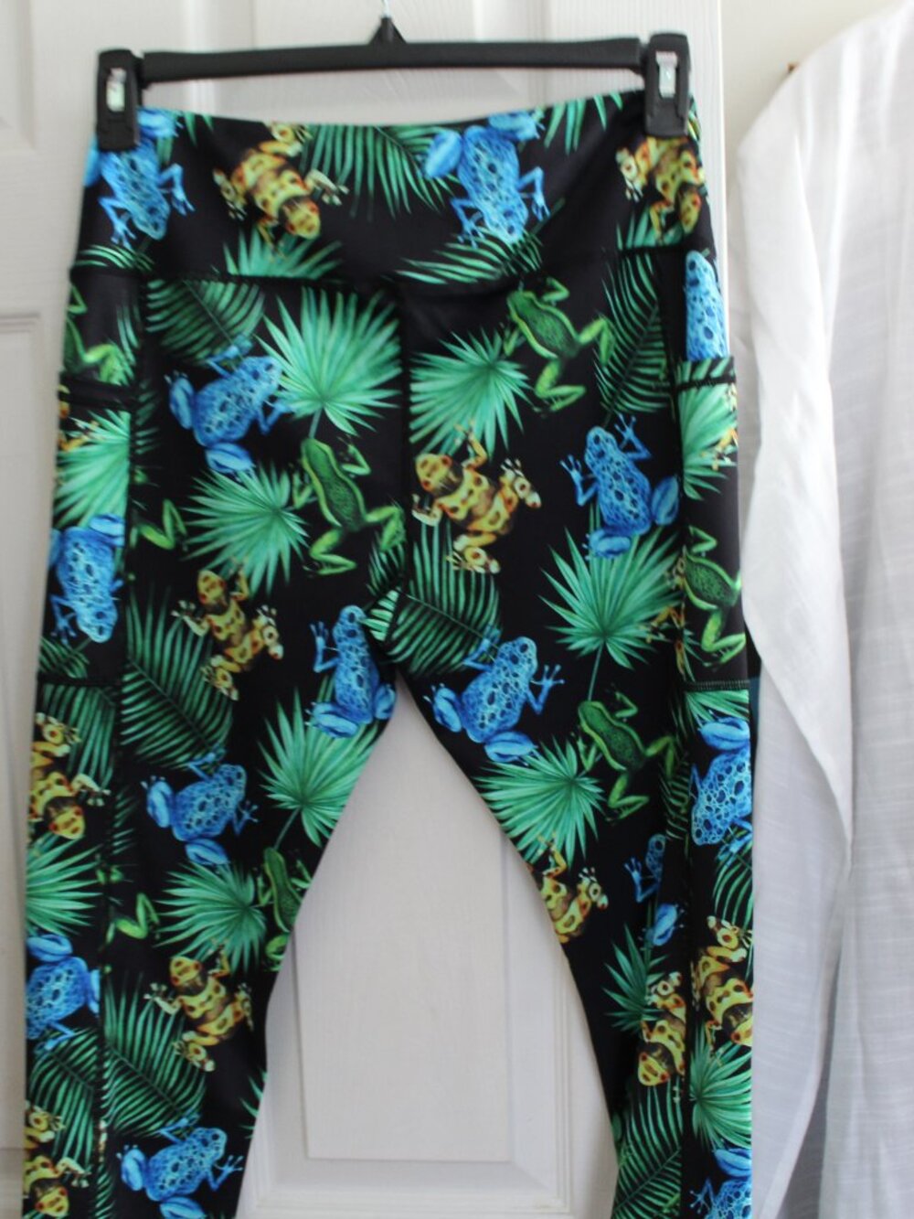 CVG Constantly Varied Gear Tropical Frog Leggings Size X Large - Picture 4 of 4